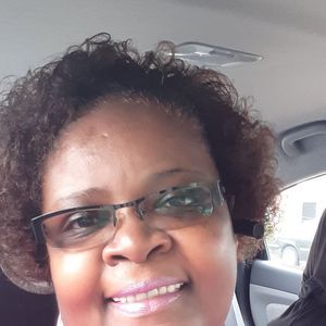 Meet your Posher, Beverly